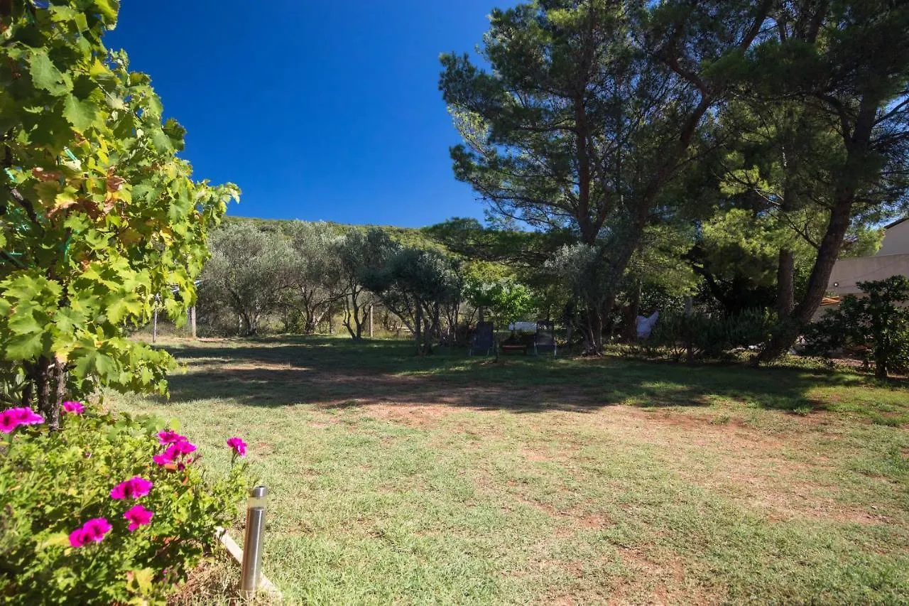 Apartment Studio Point Of View Punat Croatia