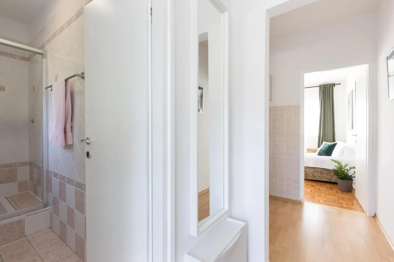 Studio Point Of View Punat 0*,  Croazia