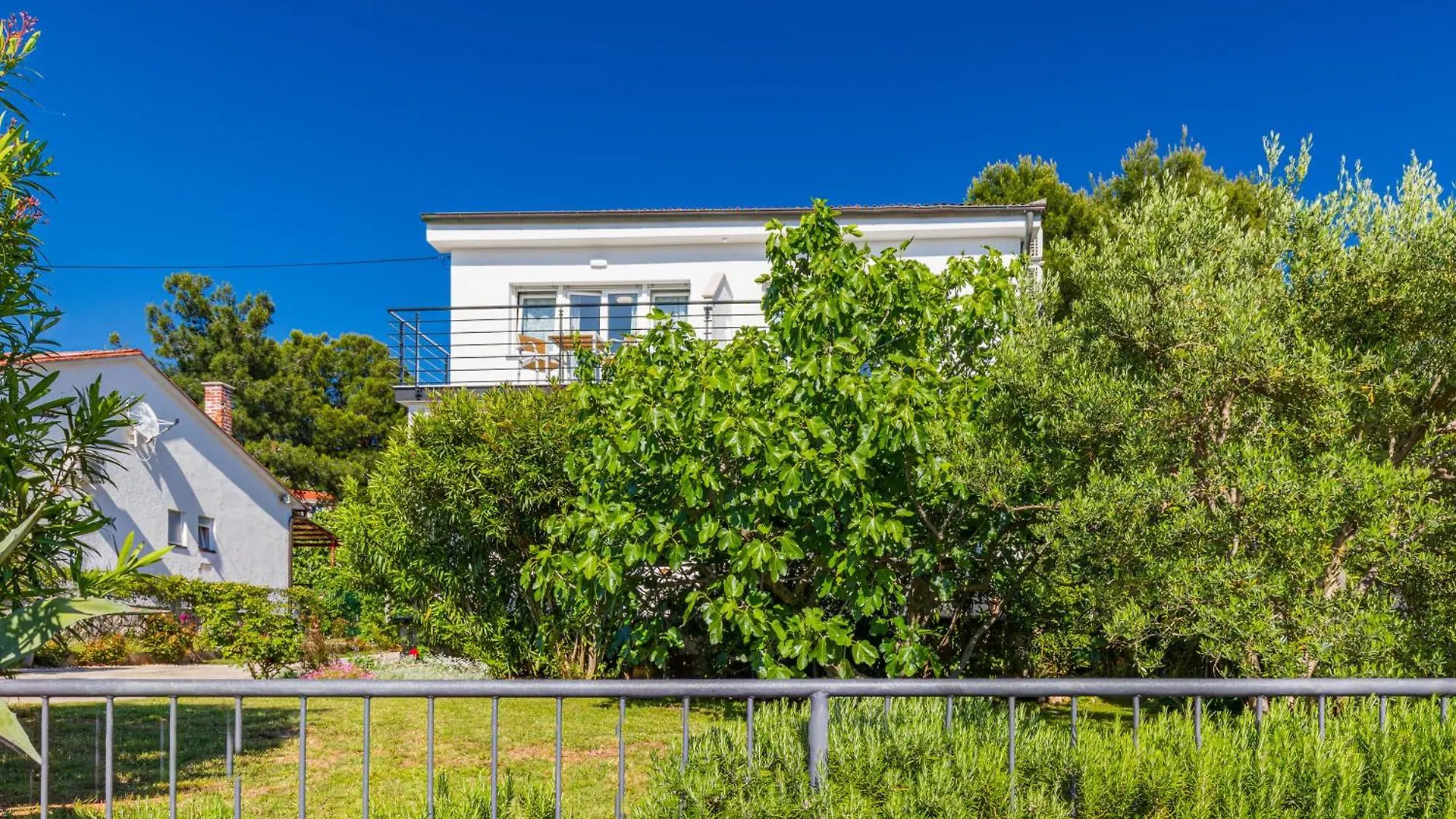Apartment Studio Point Of View Punat