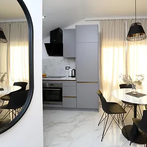 Luxury Monika Near The Sea With Private Parking Apartment Bibinje